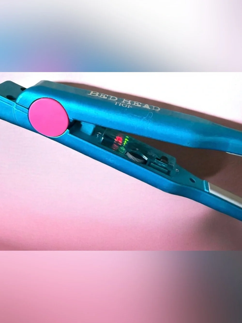Bed Head Tigi Pixie On Point 1/2” Straightener Flat Iron - Works